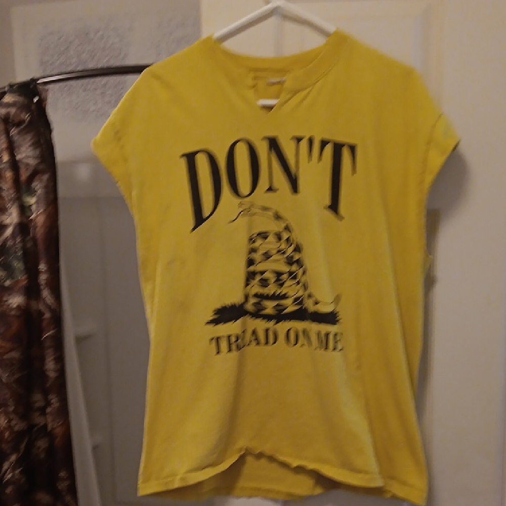 Yellow Graphic Tee - Don't Tread On Me